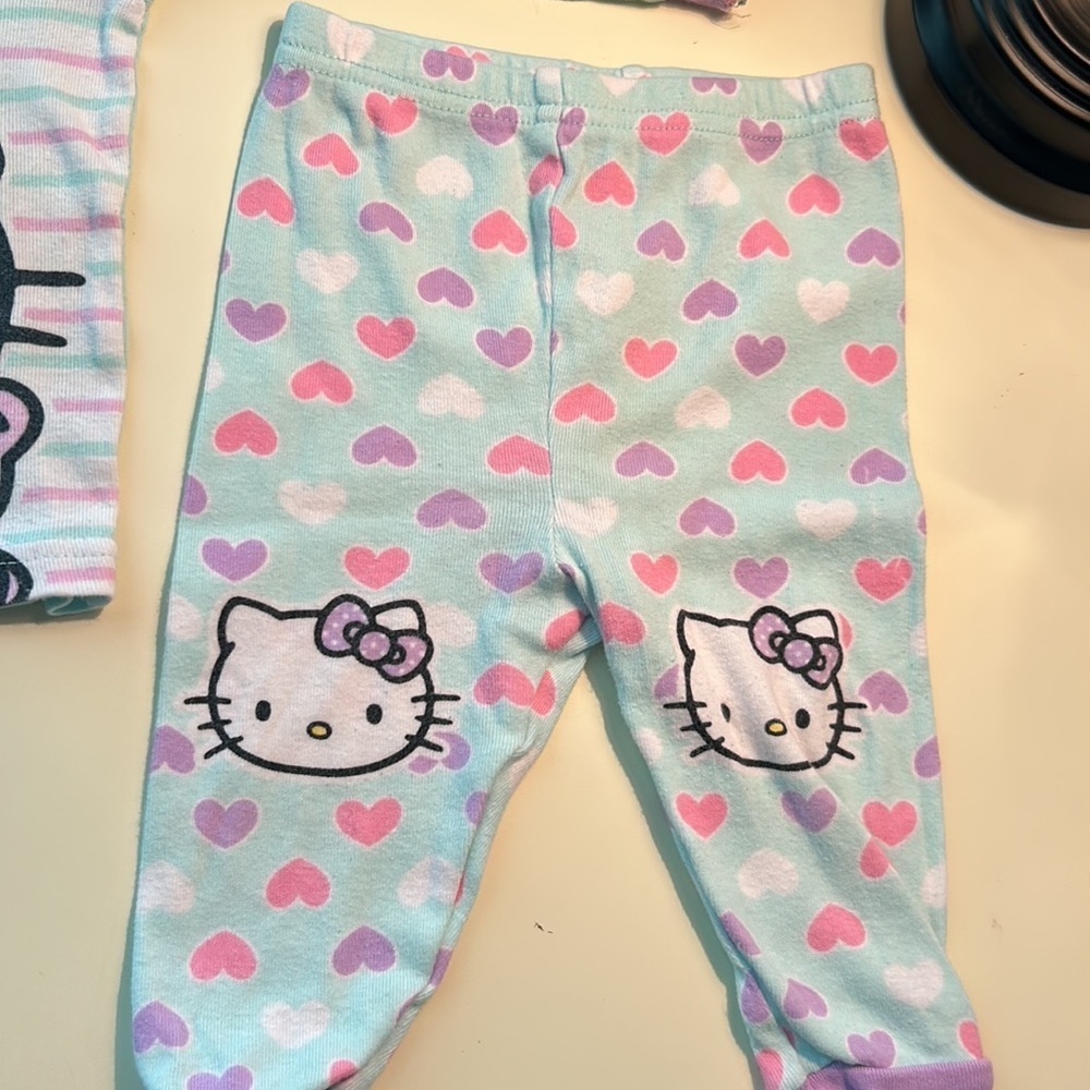 Hello Kitty matching Set - Picture 3 of 4